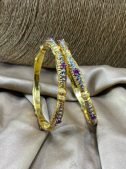 Gold Plated 2 Pc Bangles